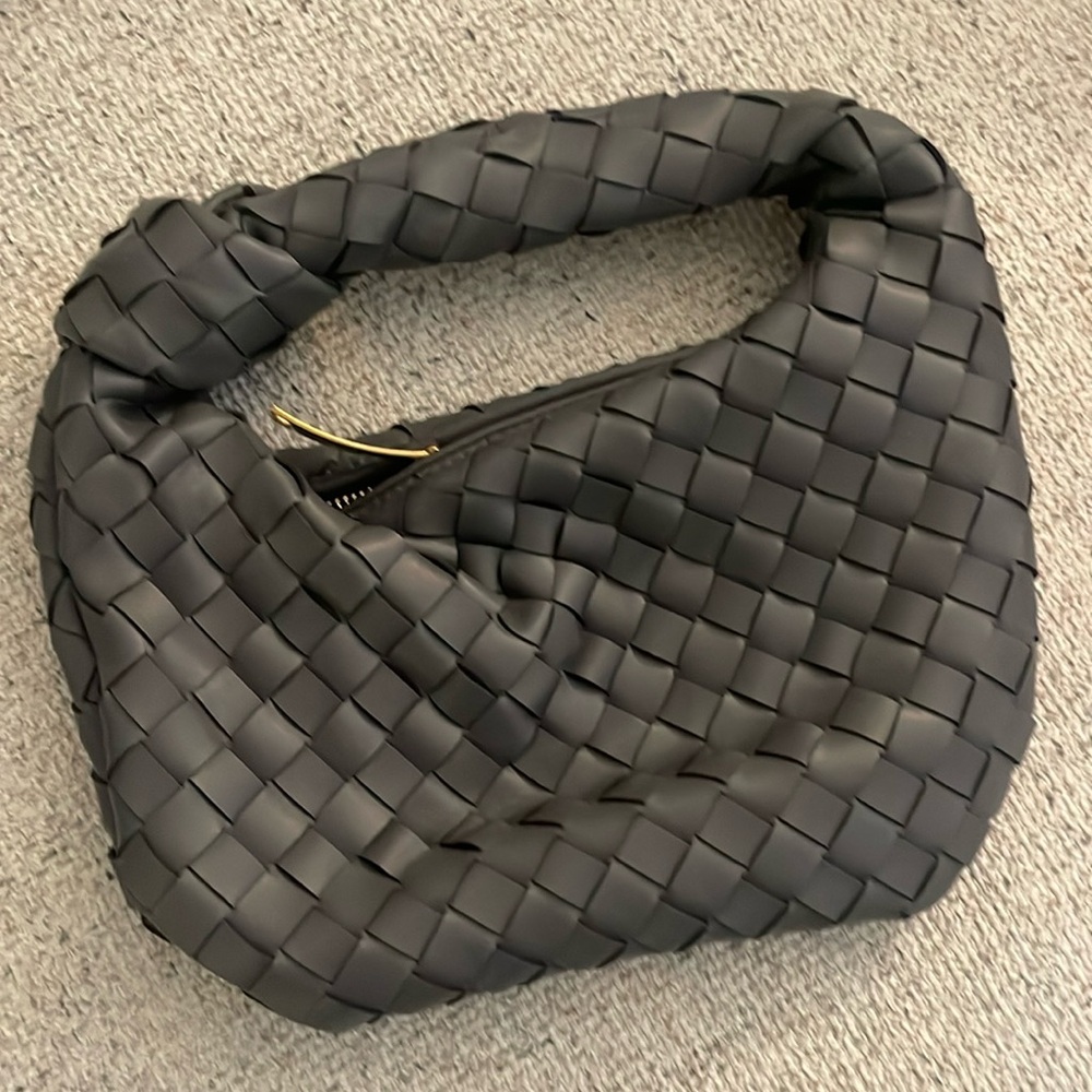 Amazon bottega bag